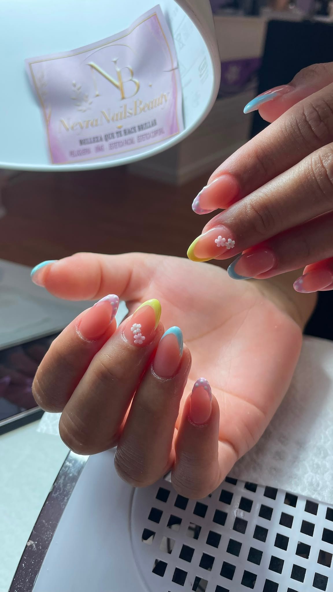 Nail art flores